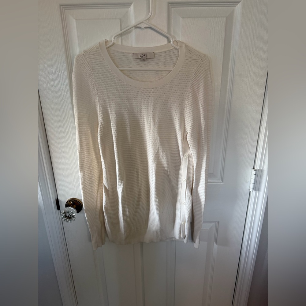 LOFT size Small Cream lightweight sweater with button details